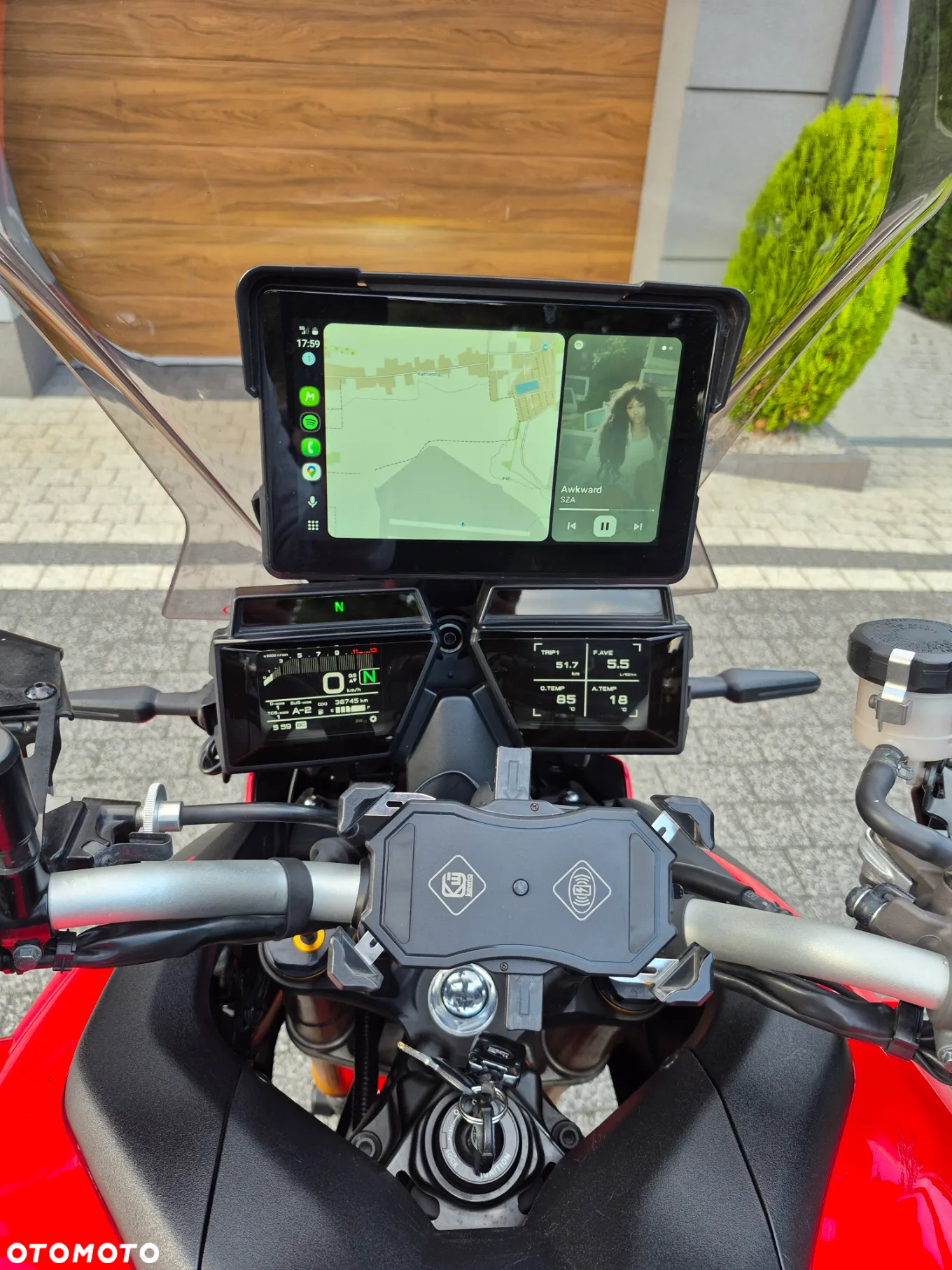 Yamaha Tracer - 17