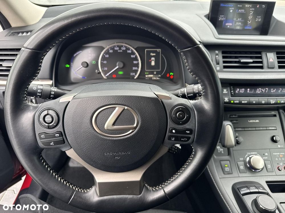Lexus CT - 8