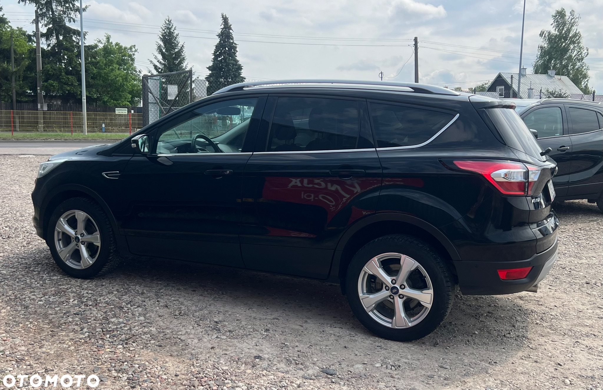 Ford Kuga 1.5 EcoBoost FWD Titanium - 40