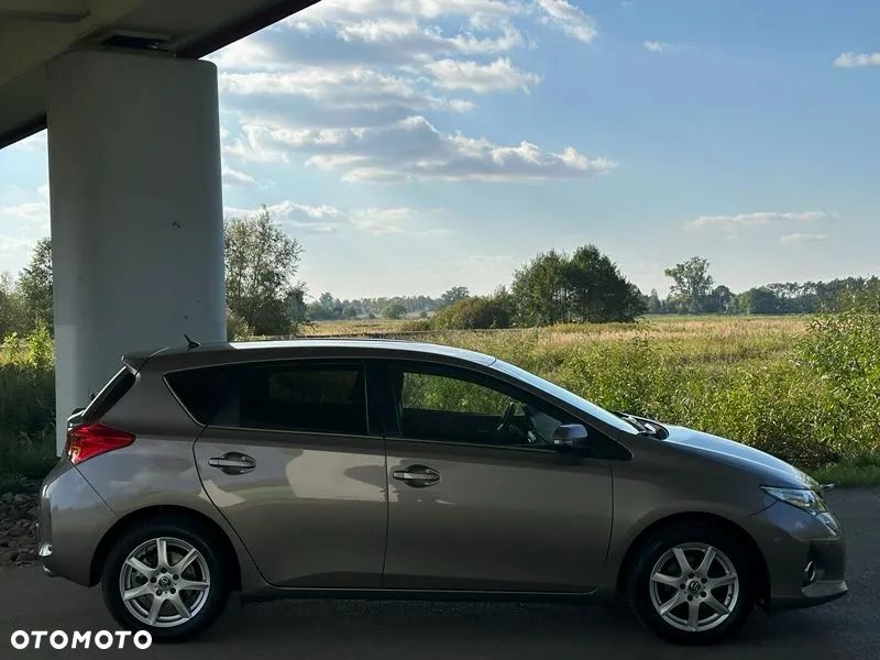 Toyota Auris - 6