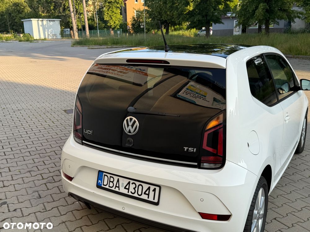 Volkswagen up! TSI high - 4