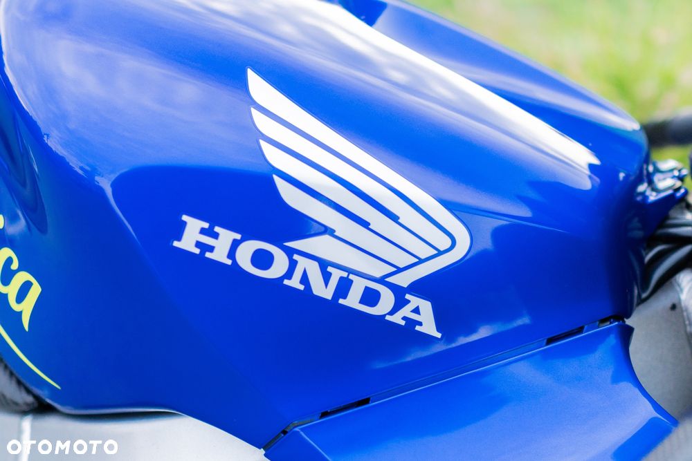 Honda CBR - 17