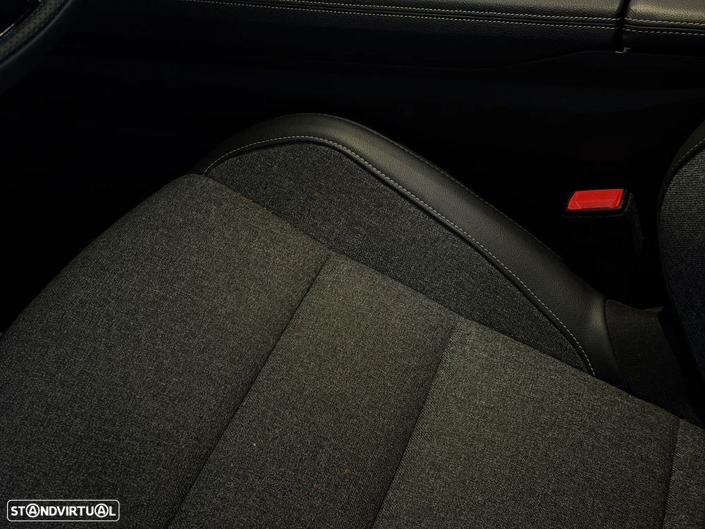 Renault Rafale 1.2 Full Hybrid E-Tech Techno - 24