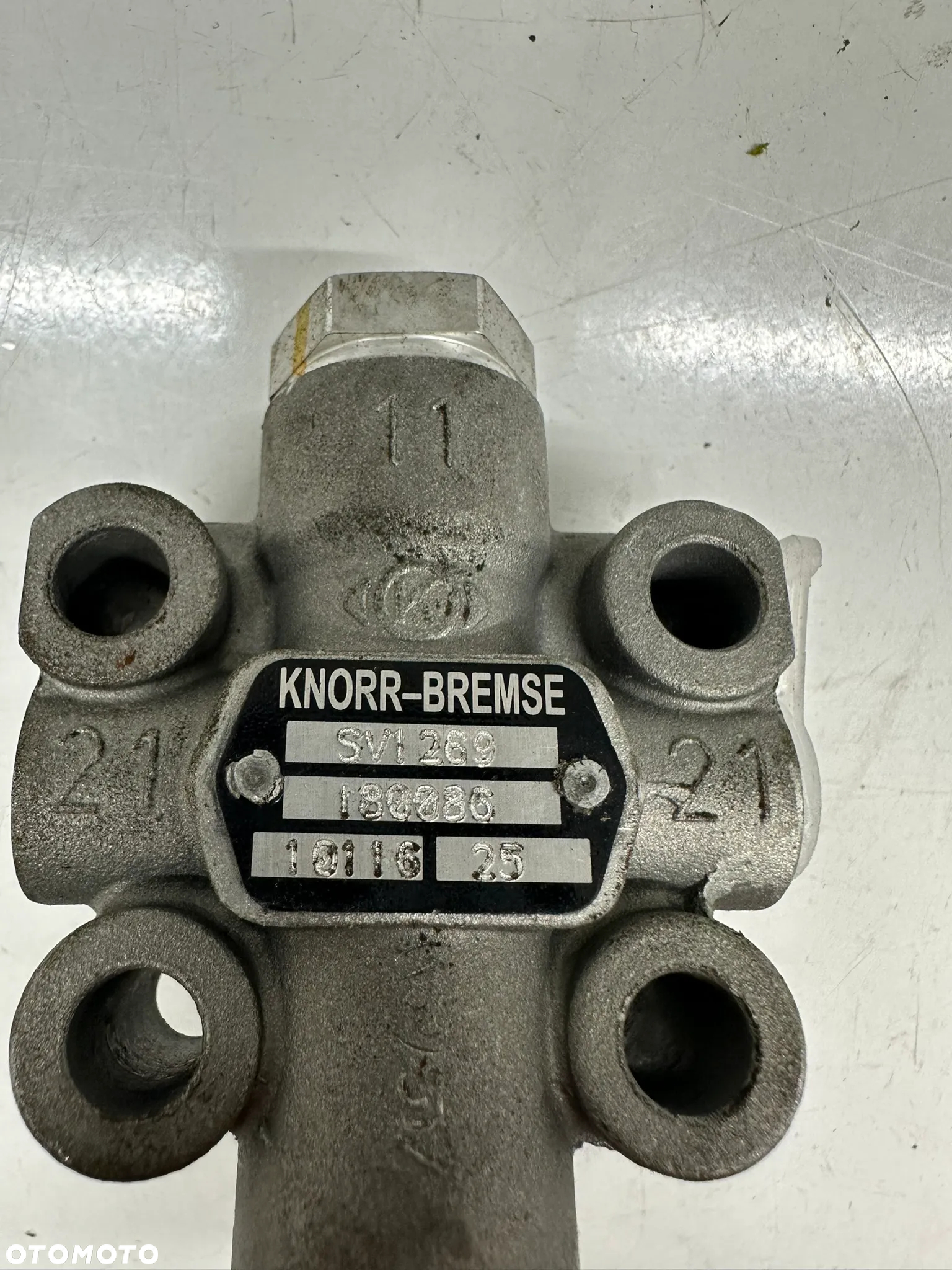 Zawór poziomujący Mercedes A 0003282830, Knorr Bremse SV1269 - 3