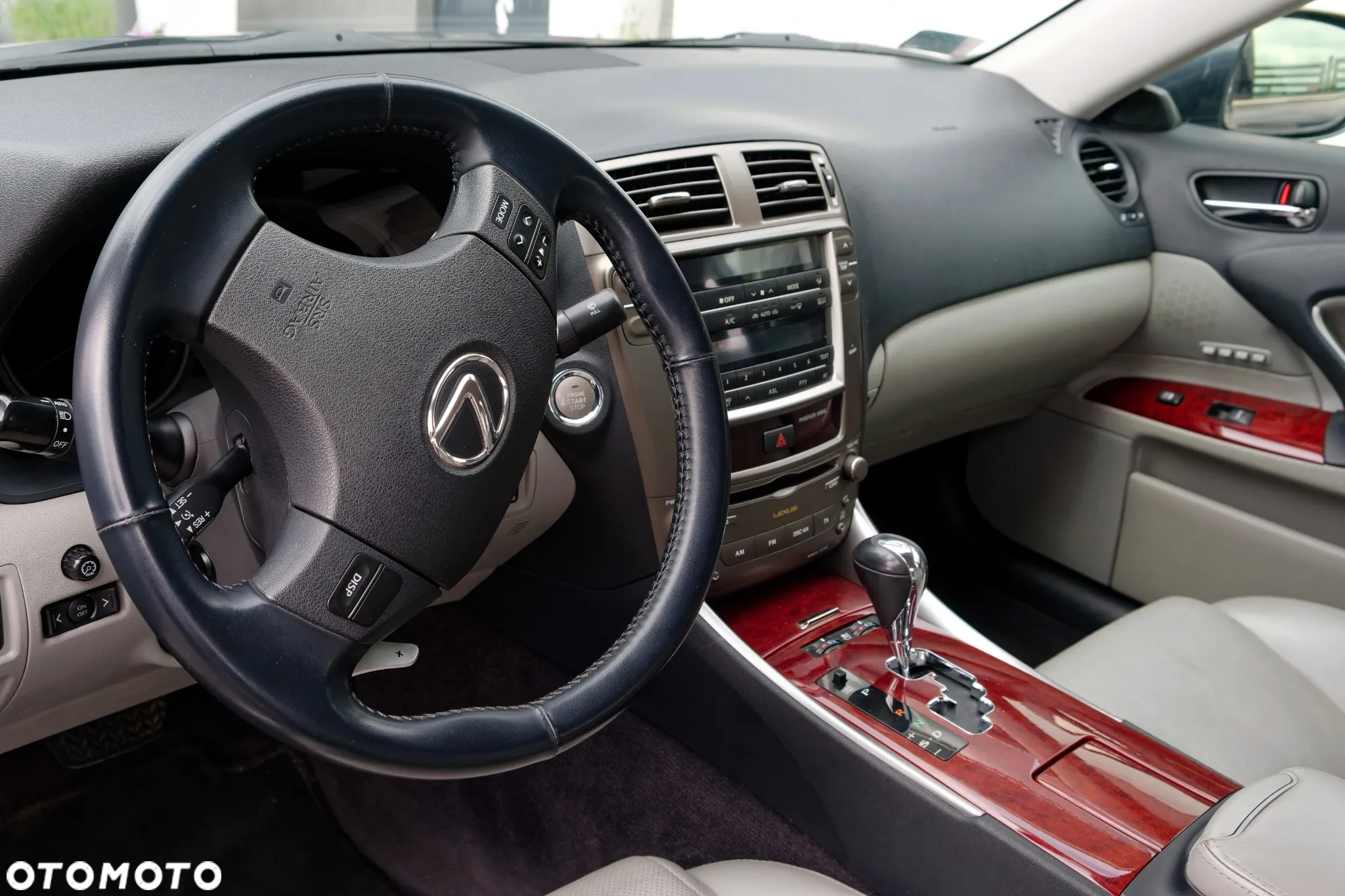 Lexus IS 250 Comfort - 8