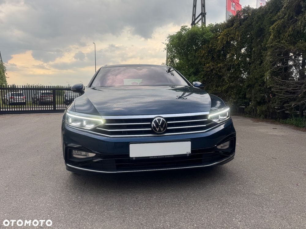 Volkswagen Passat Variant 2.0 TDI EVO Elegance DSG - 5