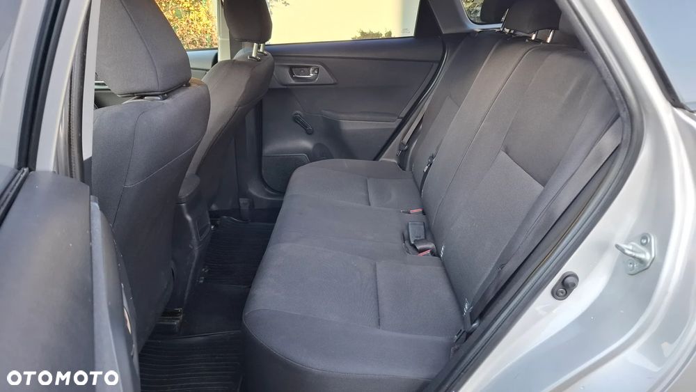 Toyota Auris - 13