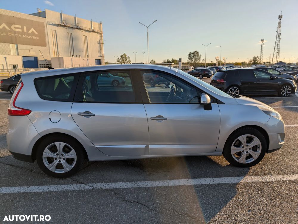 Renault Grand Scenic - 5