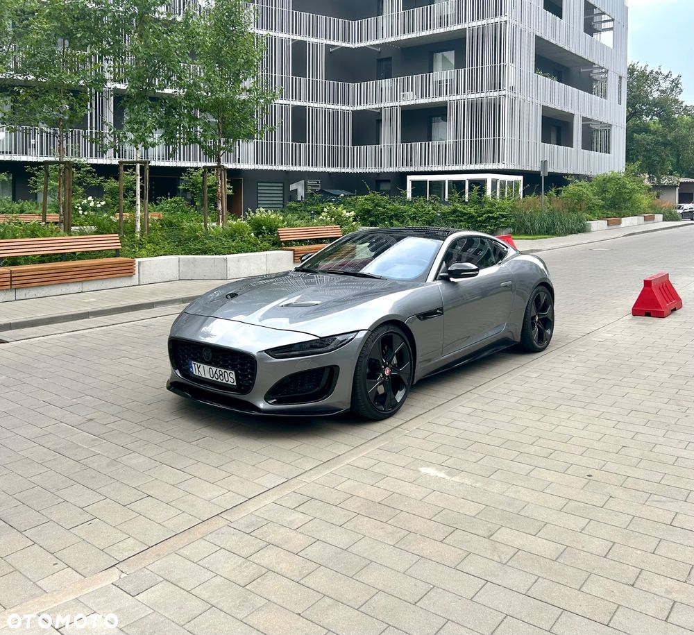 Jaguar F-Type P300 First Edition - 2