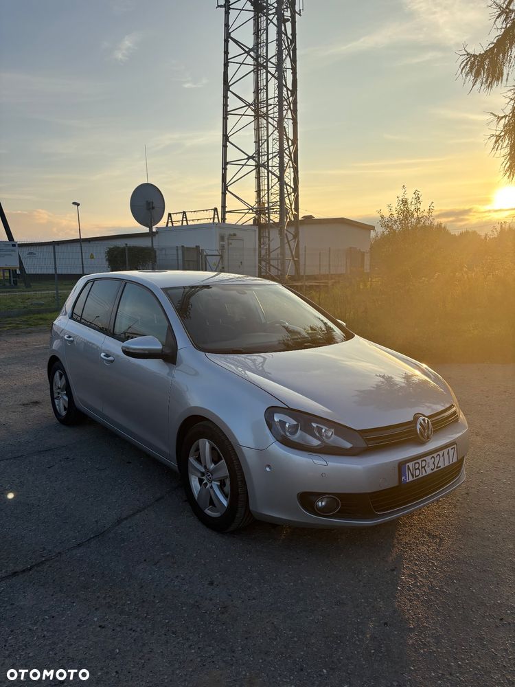 Volkswagen Golf 2.0 TDI DPF Highline - 2