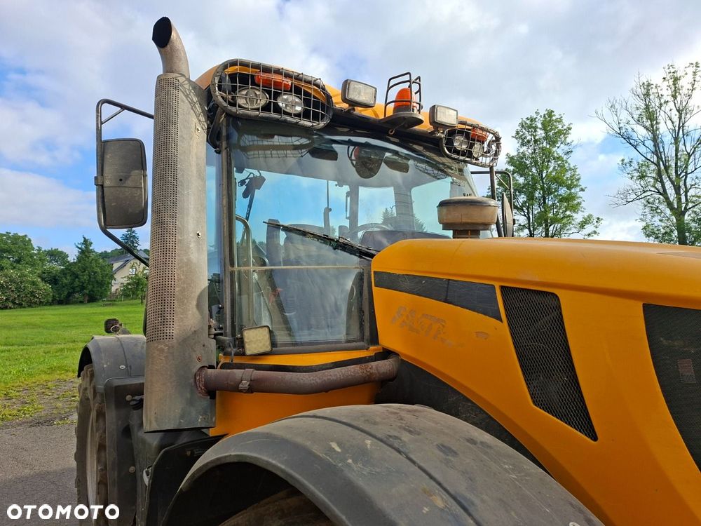 JCB Fastrac 3230 4X4 - 38