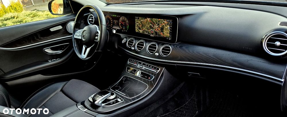 Mercedes-Benz Klasa E 220 d 9G-TRONIC - 15