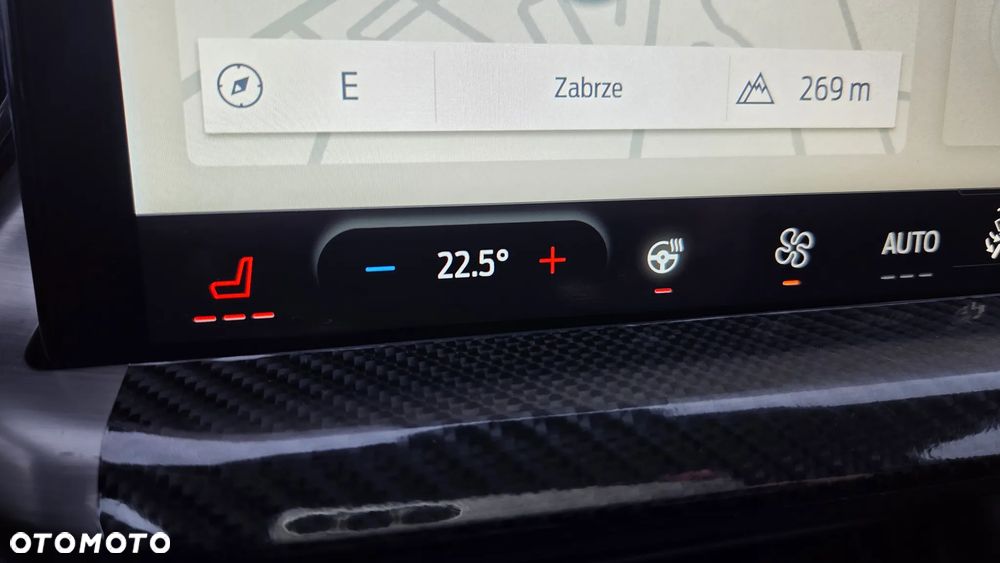 Ford Focus 1.0 EcoBoost Titanium X - 28