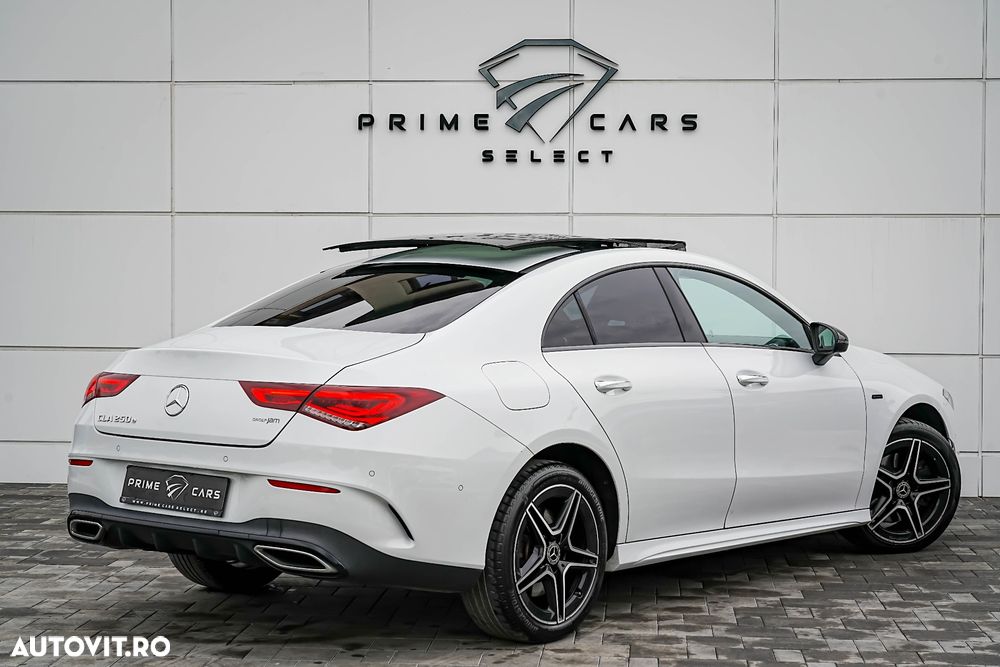Mercedes-Benz CLA 250 e 8G-DCT AMG Line - 3