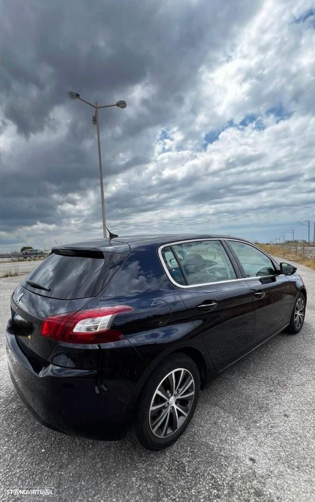 Peugeot 308 - 3