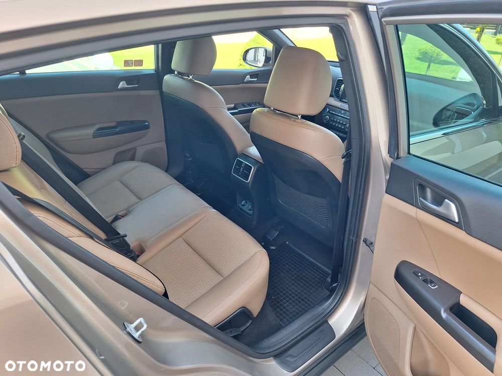Kia Sportage 1.6 GDI Business Line 2WD - 21