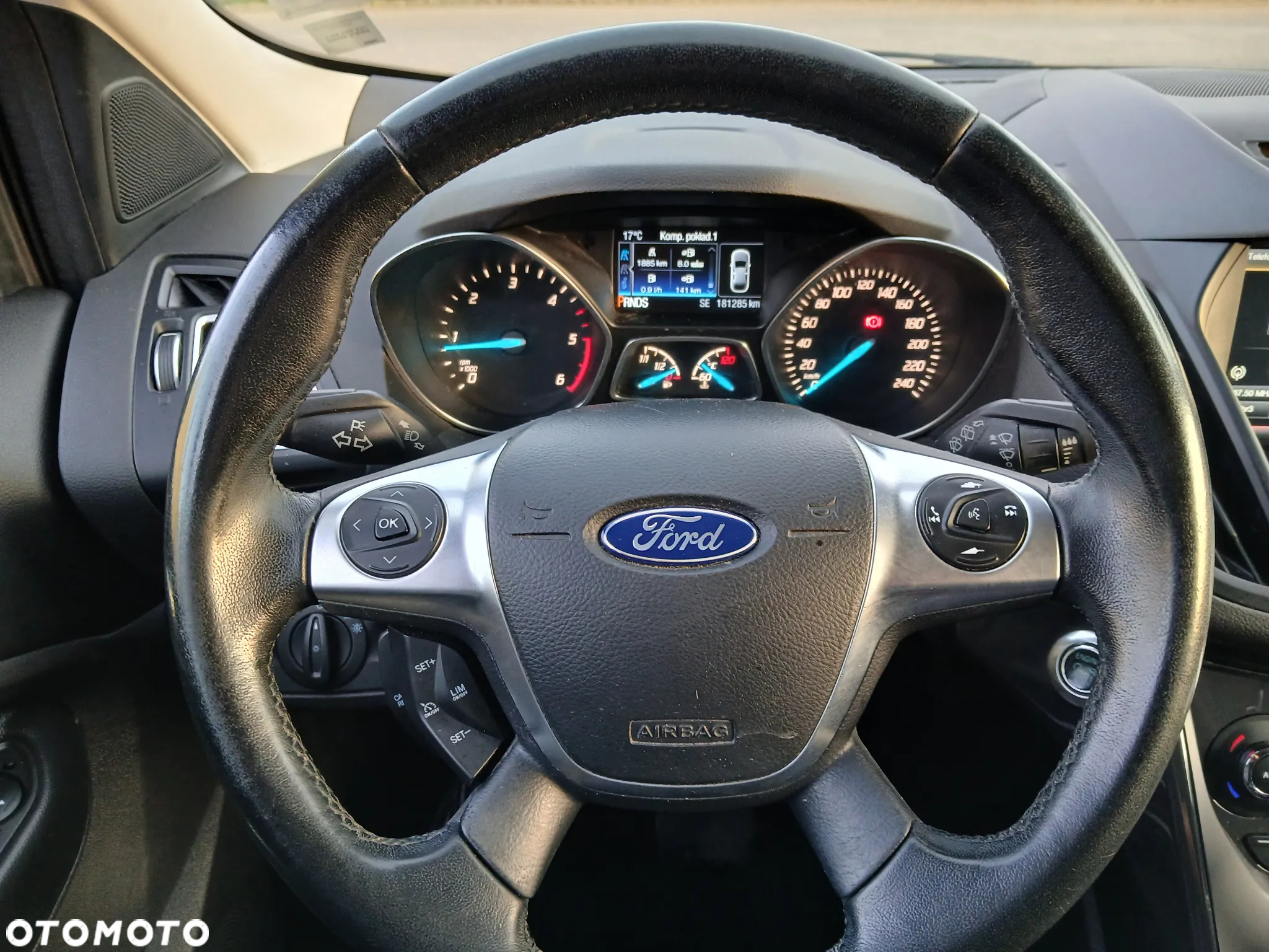 Ford Kuga 2.0 TDCi 4WD Titanium - 25