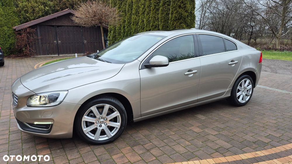 Volvo S60 D3 Geartronic Summum - 3