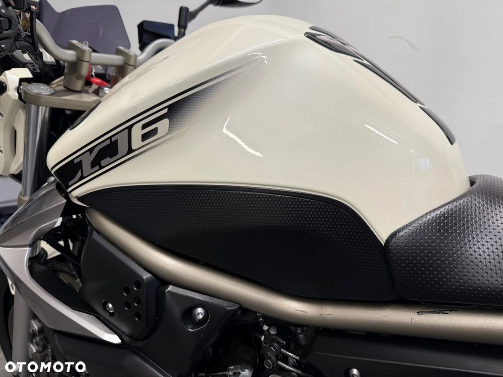 Yamaha XJ - 23