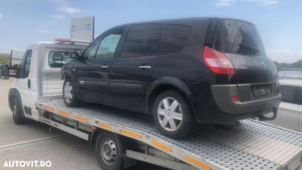 Dezmembram Renault Scenic 1.9 DCI an fabr 2005 - 1