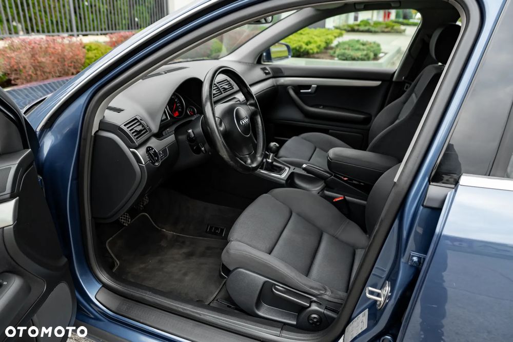 Audi A4 Avant 1.8T - 19