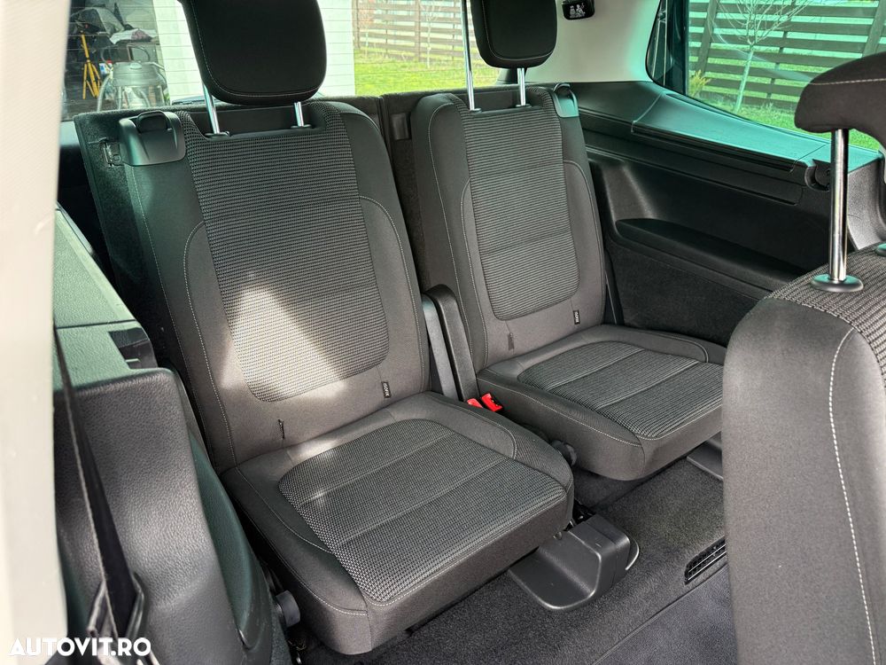 Volkswagen Sharan 2.0 TDI DSG Comfortline Black Style - 9