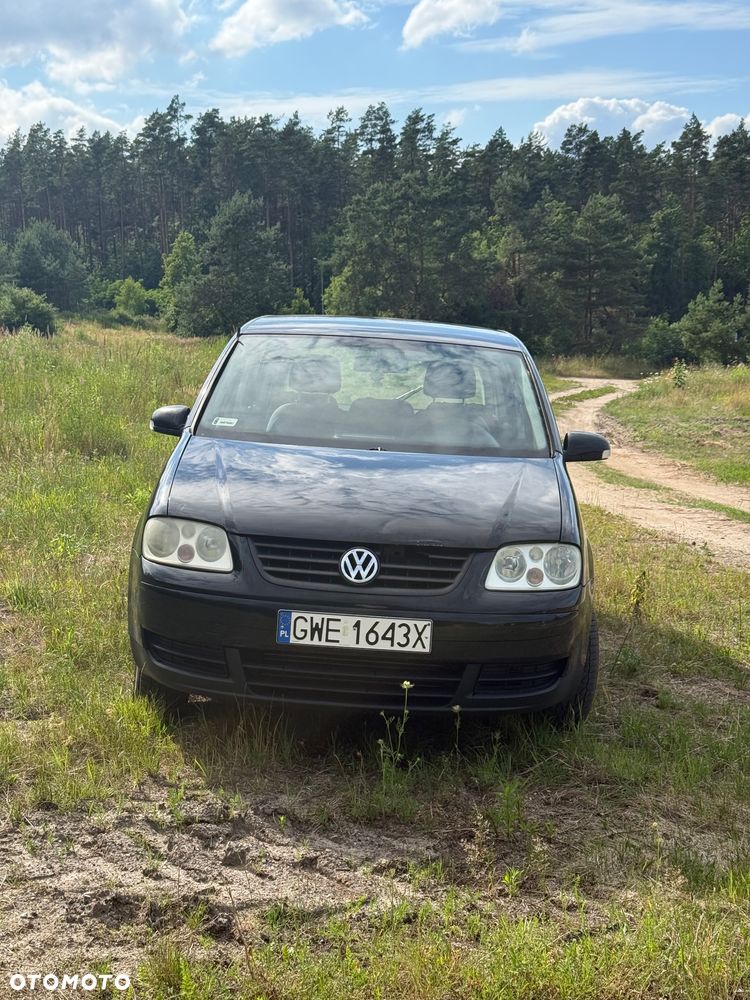 Volkswagen Touran 1.6 FSI Basis - 3