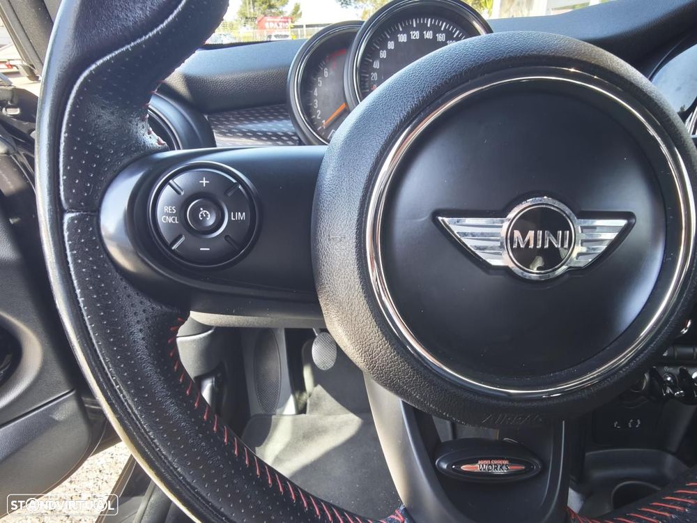 MINI 3 Portas Cooper S - 34