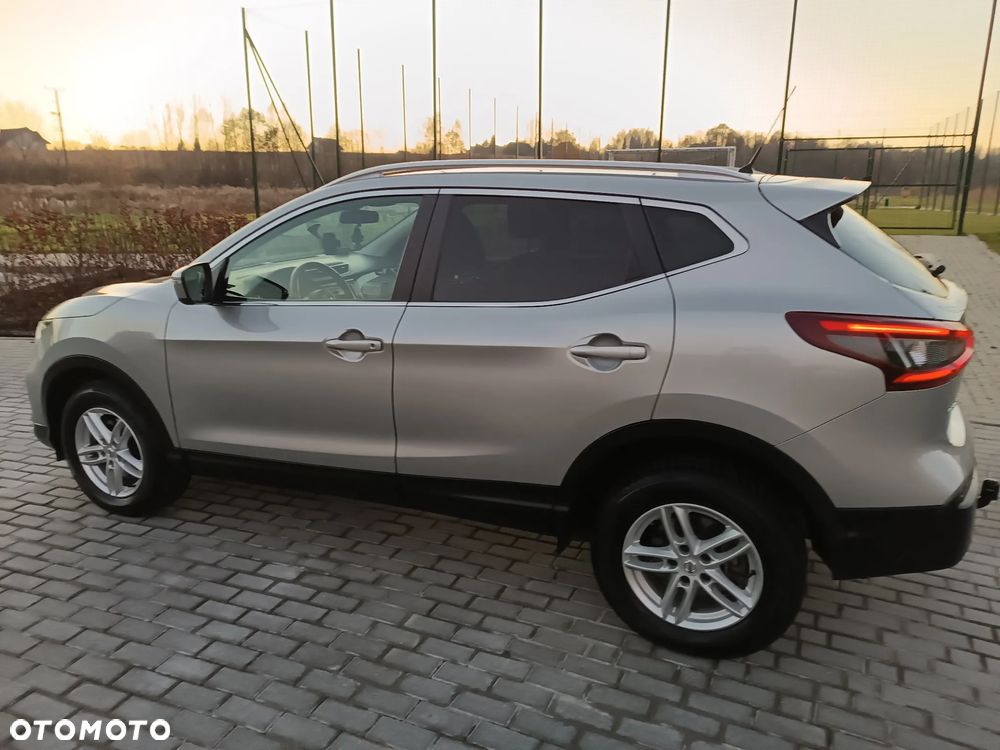 Nissan Qashqai 1.3 DIG-T N-Style - 2