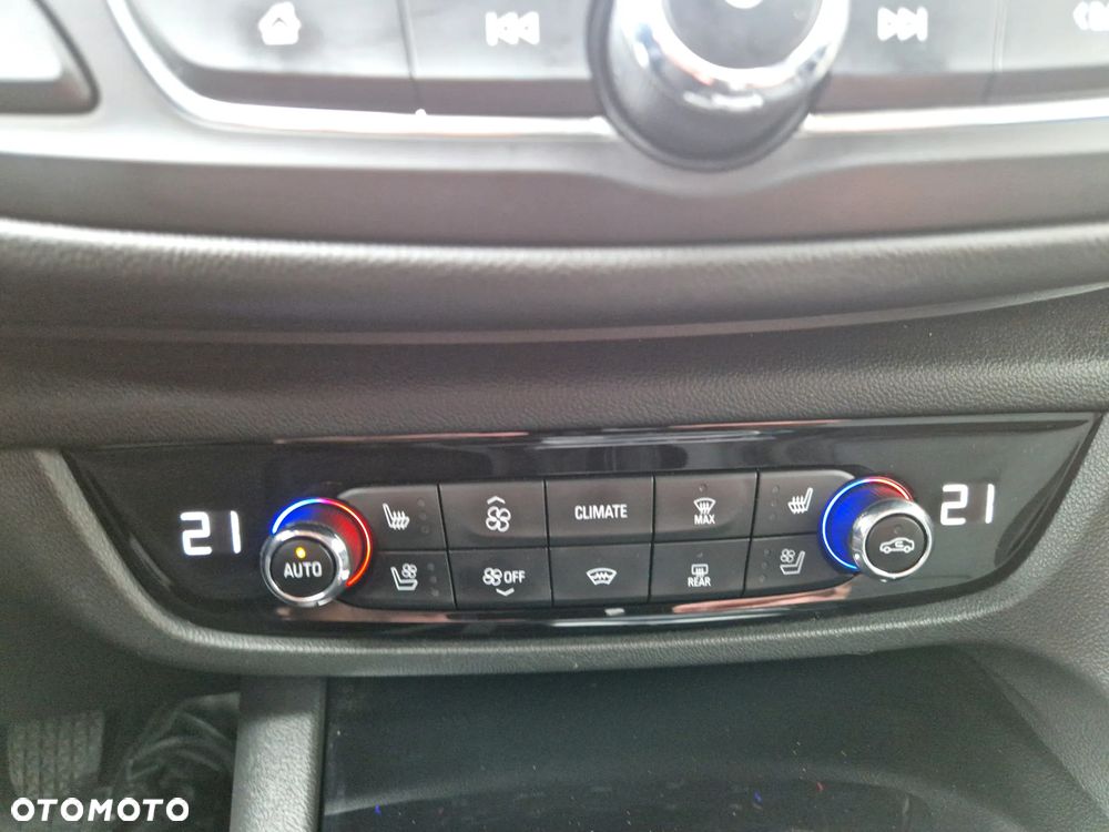 Opel Insignia 2.0 CDTI 4x4 Exclusive S&S - 8