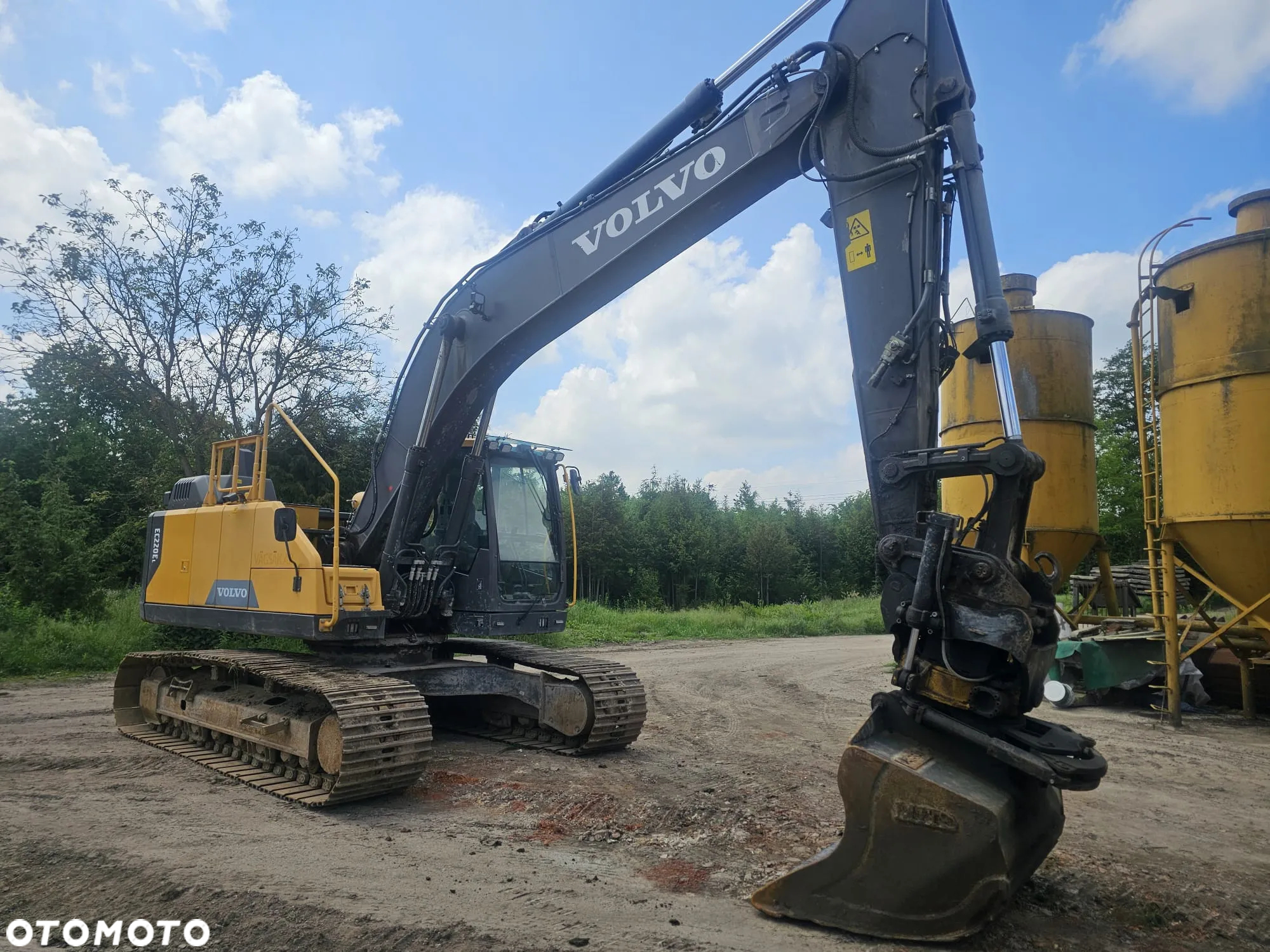 Volvo EC220EL - 12