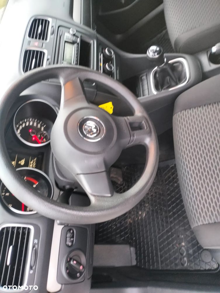 Volkswagen Golf 1.6 TDI DPF Comfortline - 18