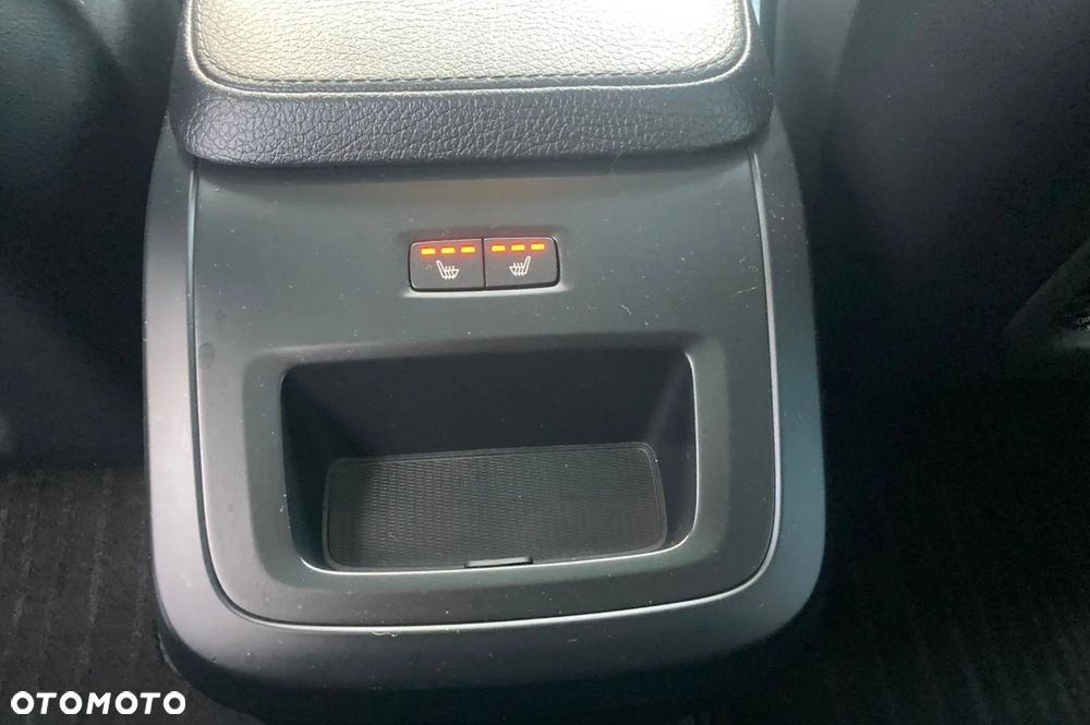 Volvo XC 90 ver-d5-awd-inscription - 24