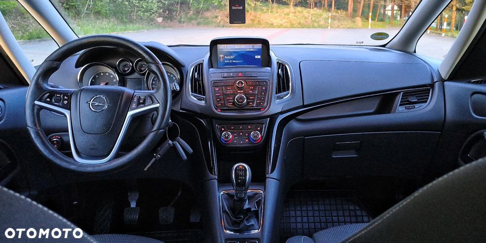 Opel Zafira - 15