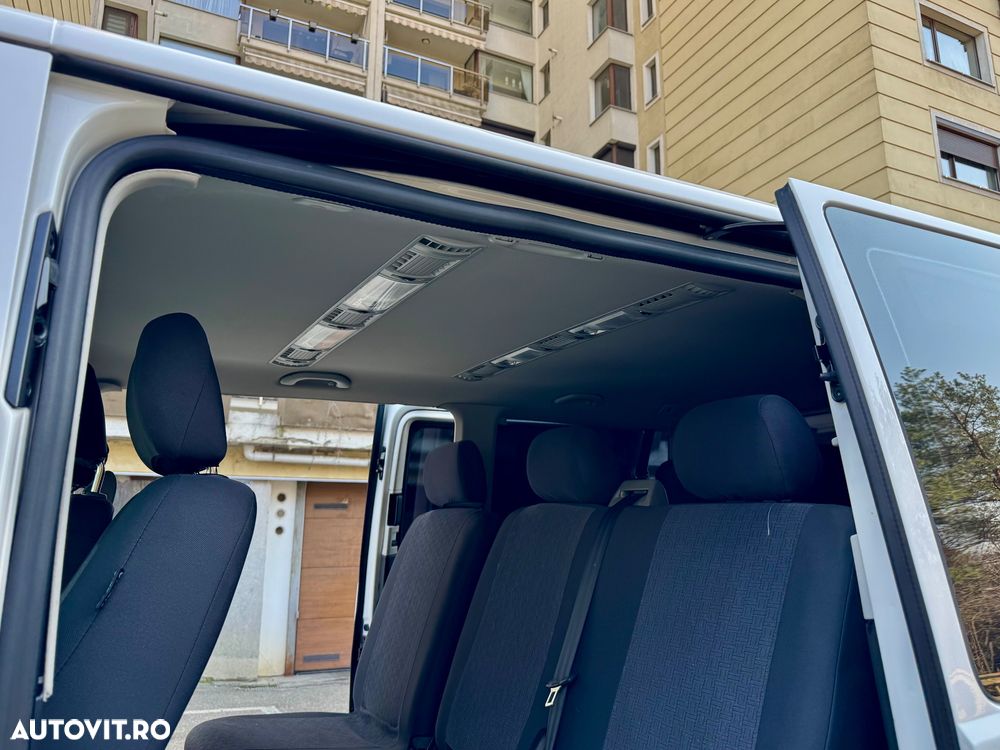 Volkswagen Caravelle KR Comfortline DSG - 16