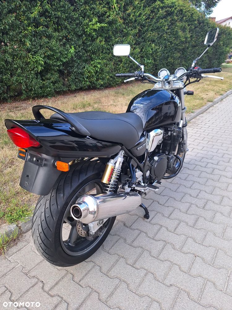 Suzuki GSX - 3