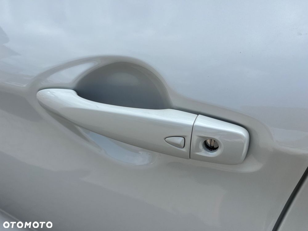 Nissan Qashqai 1.2 DIG-T N-Connecta Xtronic EU6 - 12