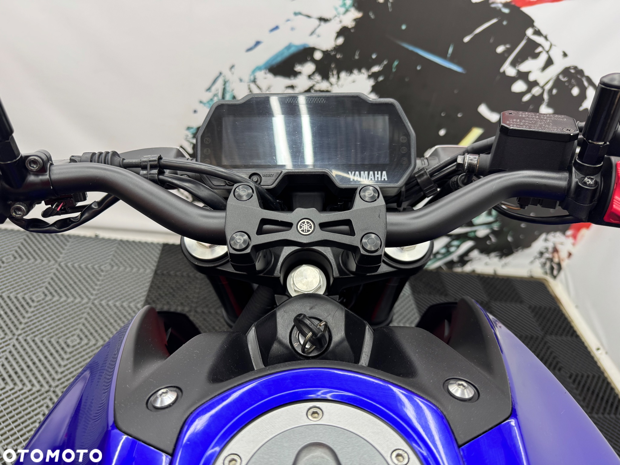 Yamaha MT - 28