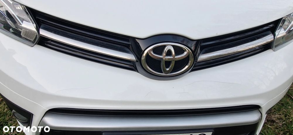 Toyota ProAce Kombi D-4D Medium 2,8t - 16