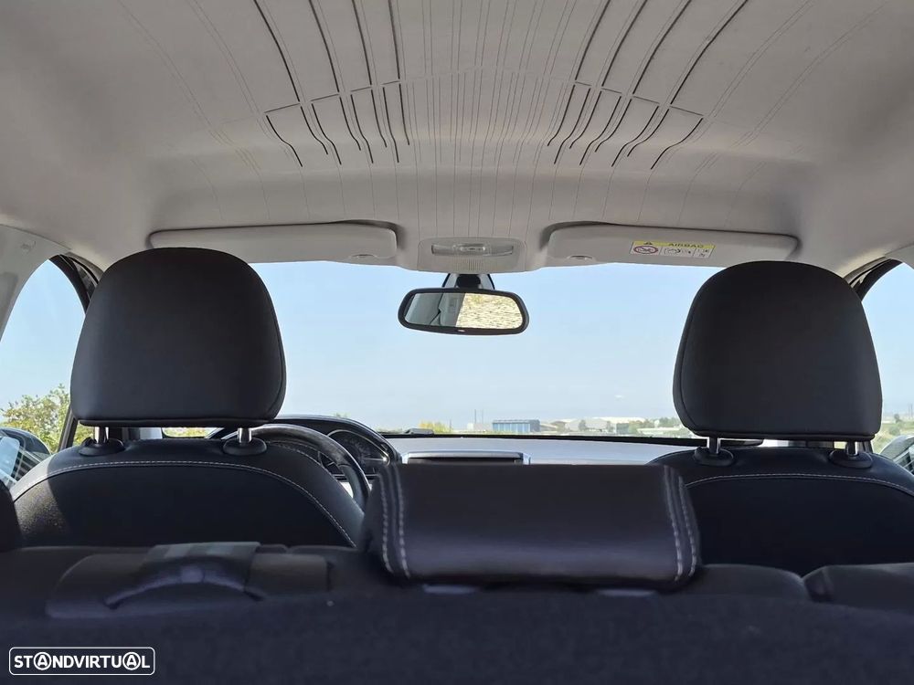 Peugeot 2008 PureTech 110 Stop&Start EAT6 Allure - 12