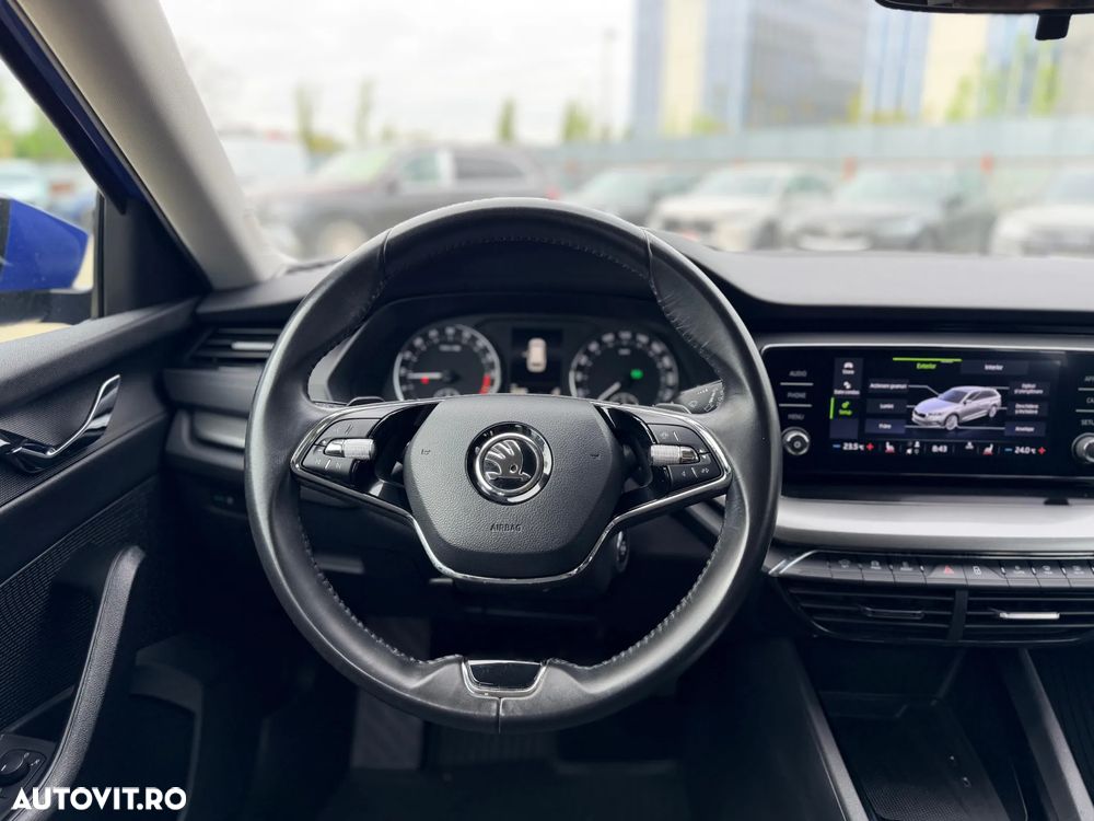 Skoda Octavia 2.0 TDI DSG Ambition - 11