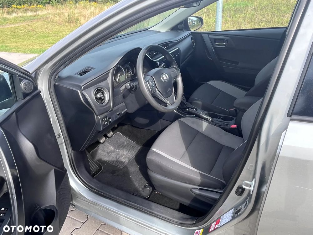 Toyota Auris 1.33 VVT-i Active - 9