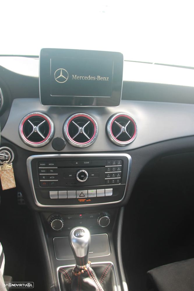 Mercedes-Benz CLA 200 (CDI) d AMG Line - 11