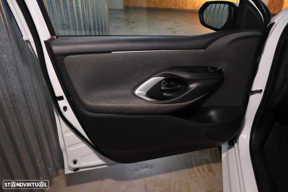 Toyota Yaris 1.5 HDF Comfort - 31