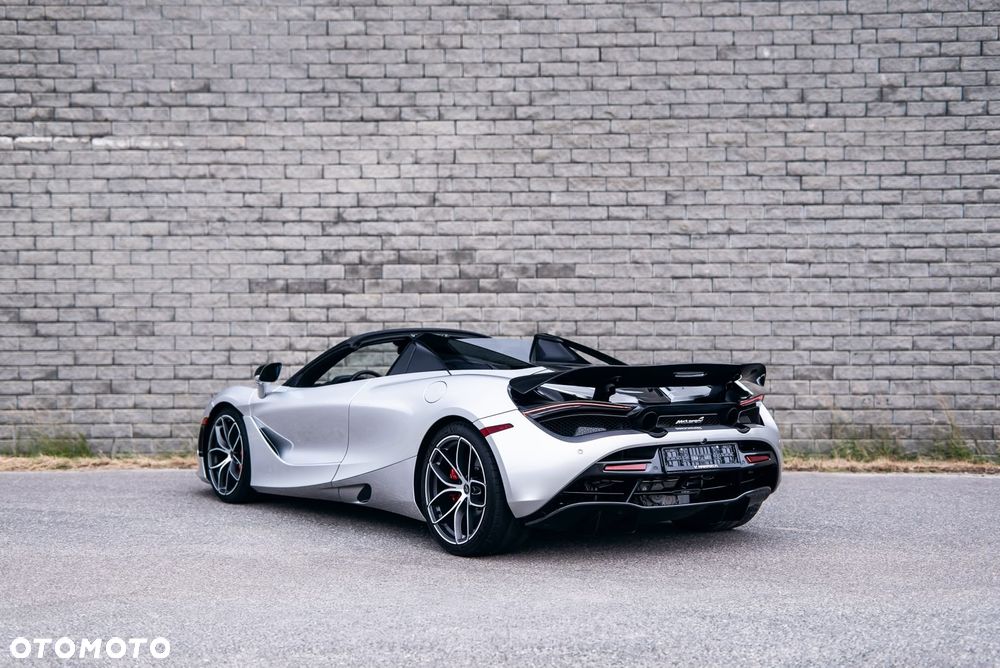 McLaren 720S Spider - 11