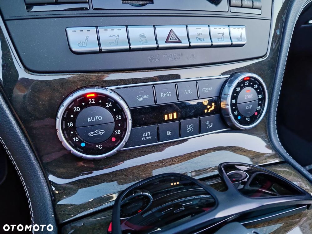 Mercedes-Benz SL 350 7G-TRONIC - 22