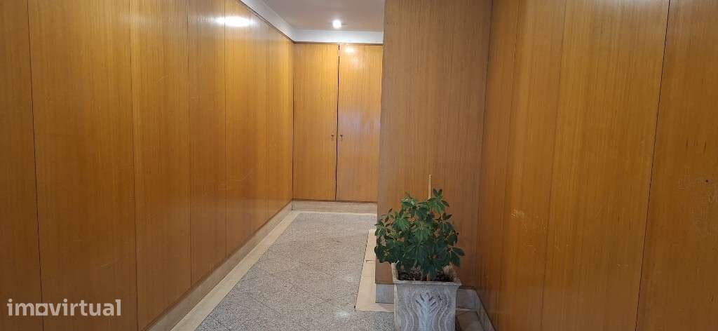 Apartamento T1+1 - Braga - Grande imagem: 4/17