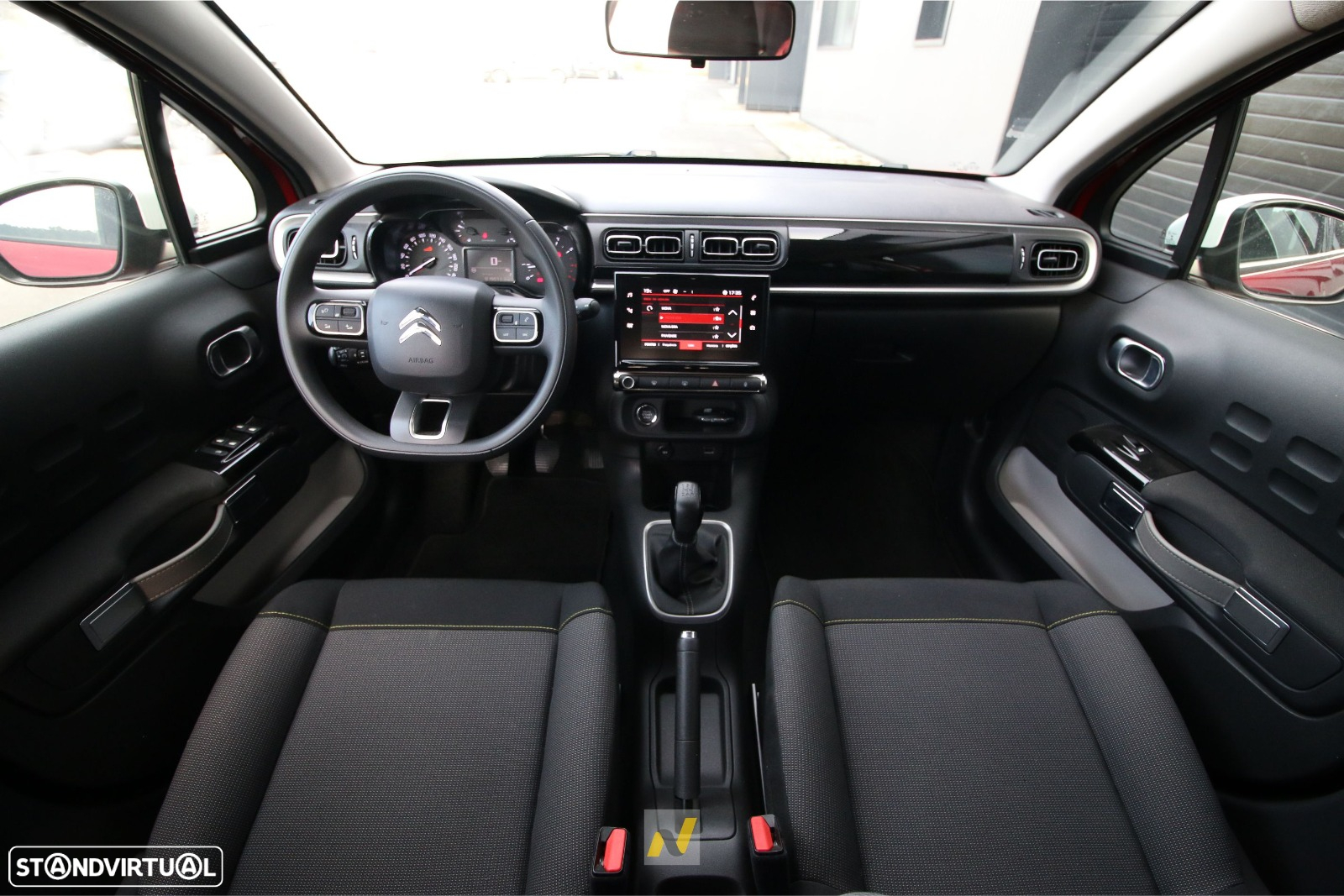 Citroën C3 1.2 PureTech Shine - 11