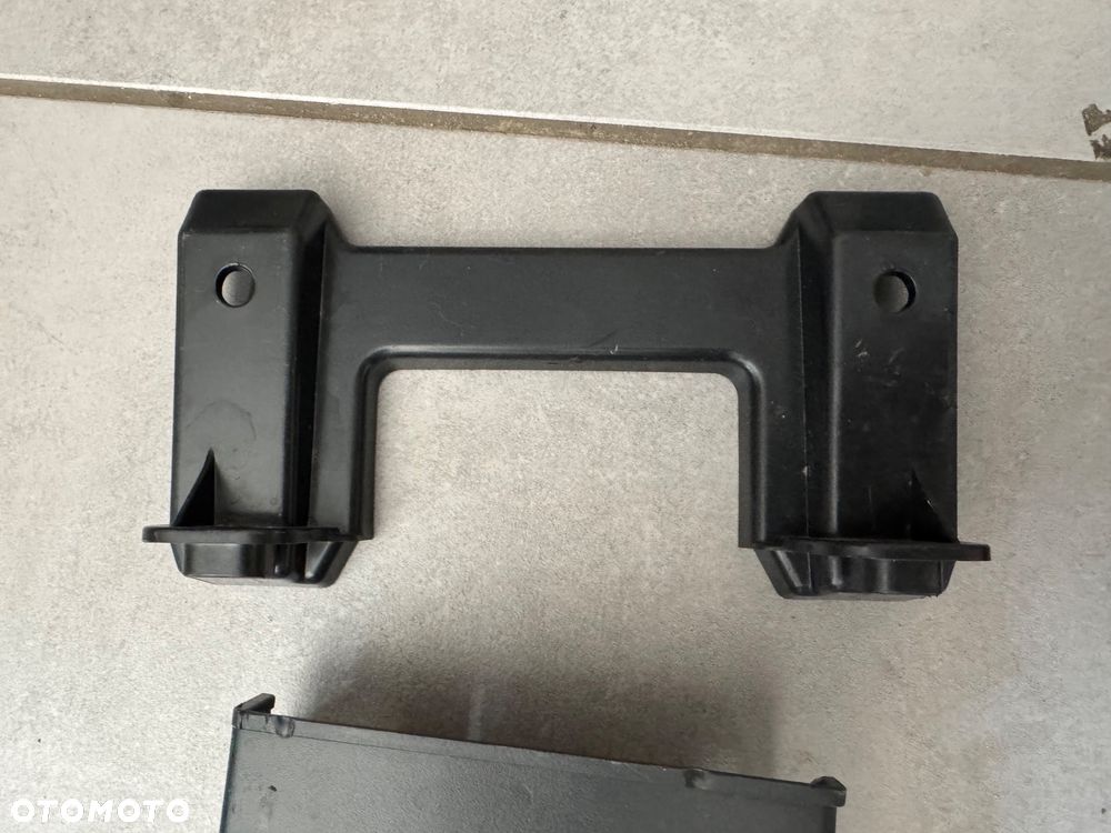 Honda Cr-v VI ślizg zderzaka mocowanie - 6