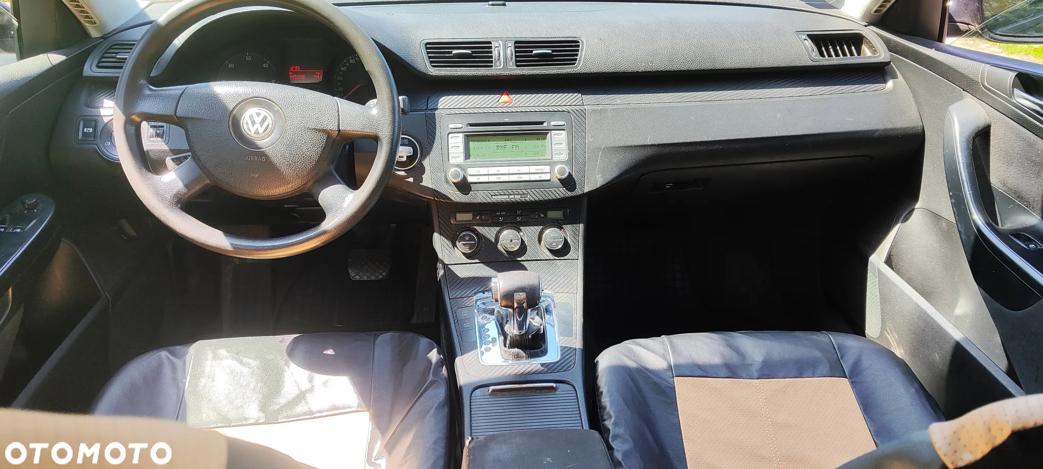 Volkswagen Passat 2.0 TDI Comfortline DSG - 6